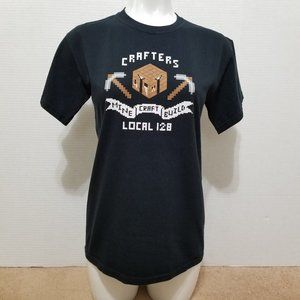 ThinkGeek shirt Small Minecraft Crafters Build Local 128 logo graphic video game
